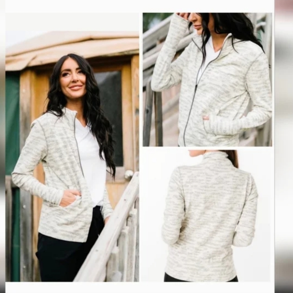 Zyia Cream Combo Jacket size XS